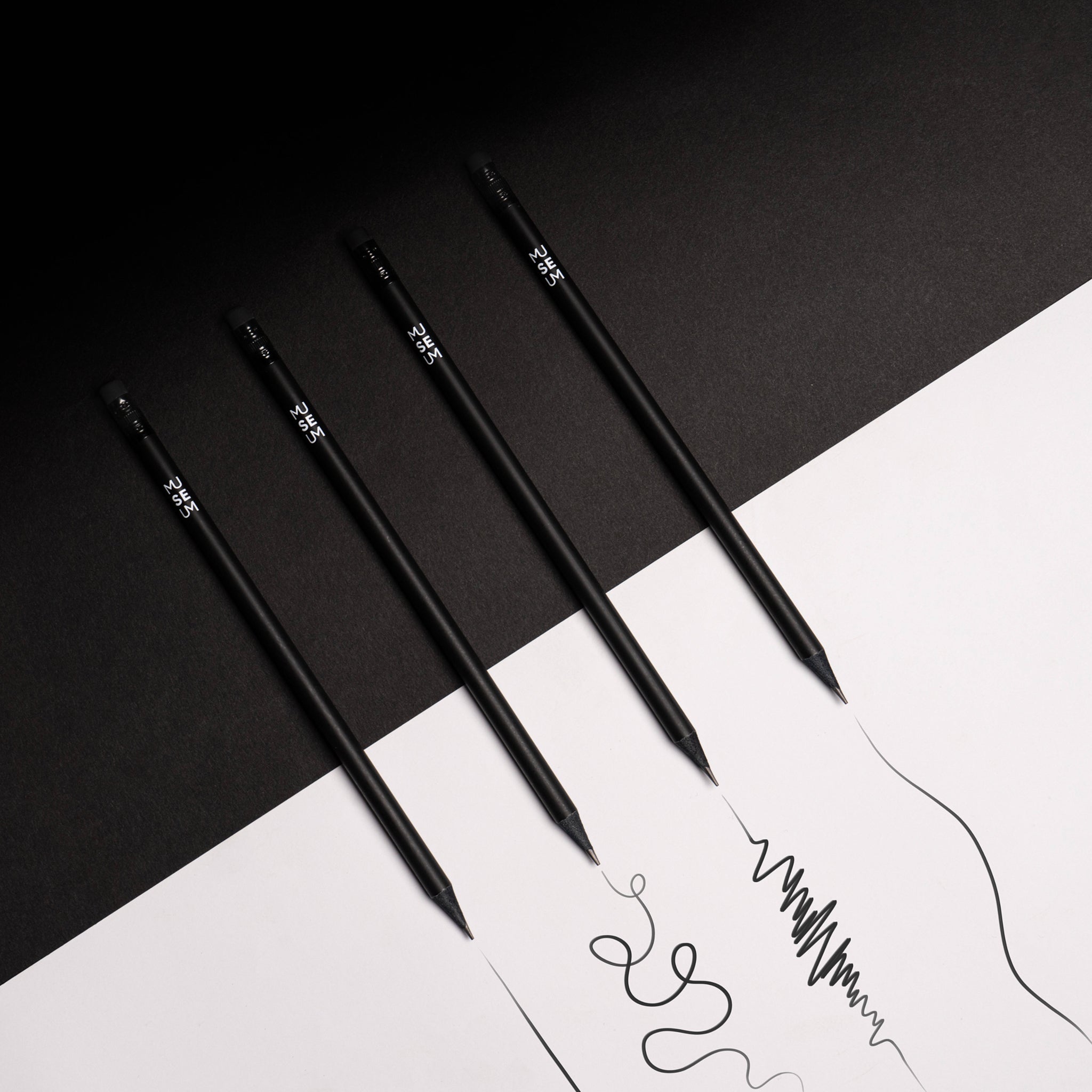 Stasys Museum pieštukas