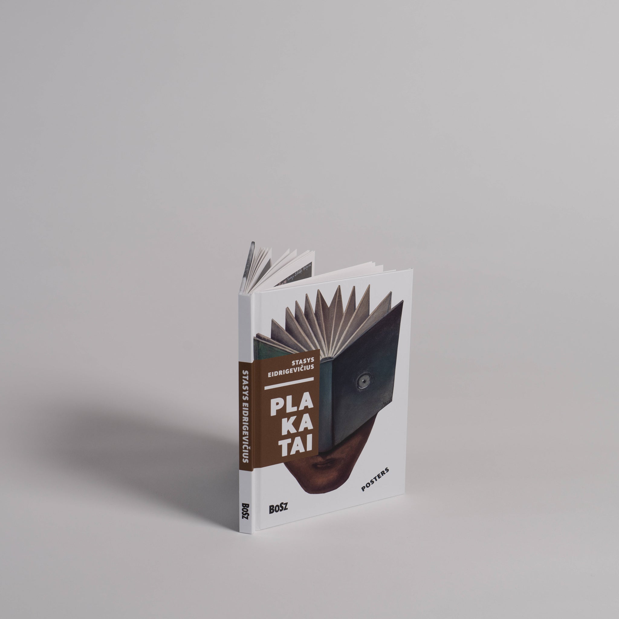 Knyga „Plakatai'“